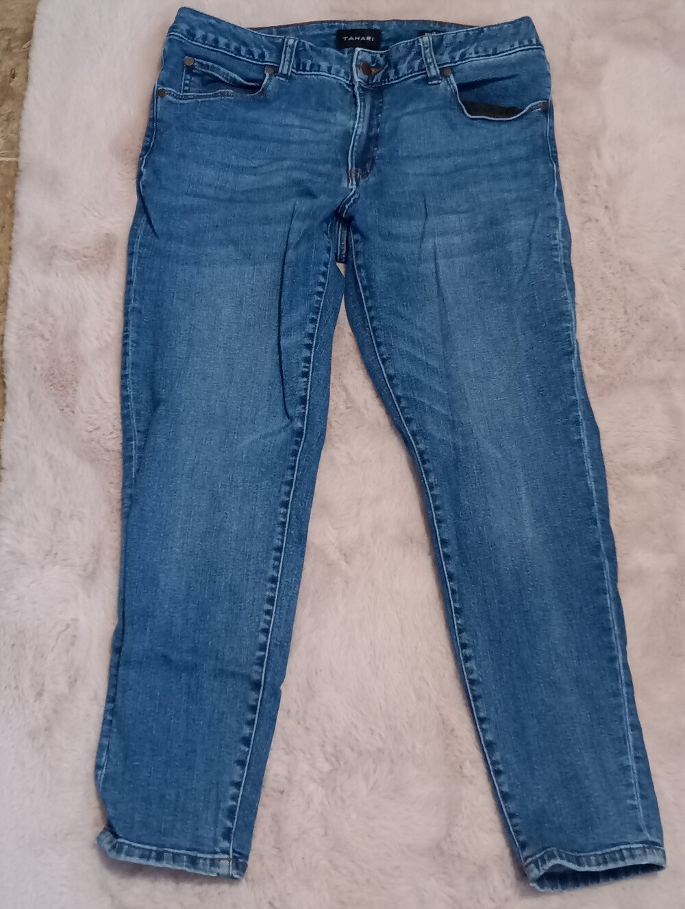 Tahari Kelly Classic Skinny Jeans